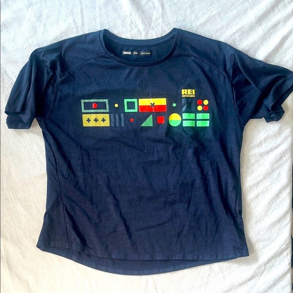 REI Other - REI Navy Graphic Tee - XL
